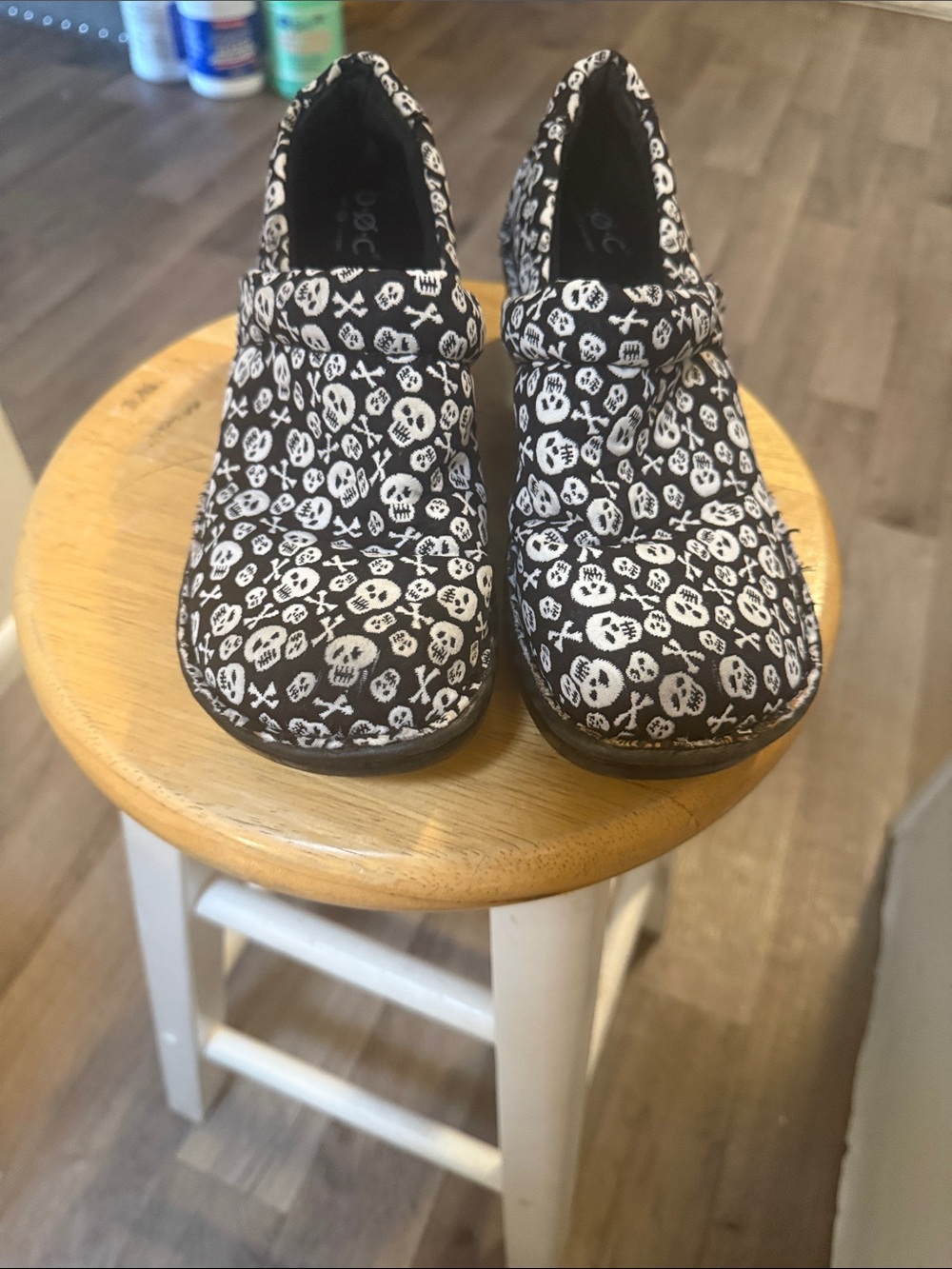 Kids Black and White Skull Print Mary Jane Shoes